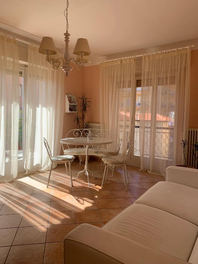 Casa Viola Vicino Al Mare By Smart-Home Vallecrosia Exterior photo